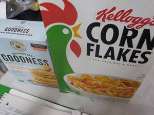 lot 199 image: Goodness Pancake Mix and 18 oz Kell...