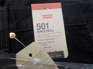 lot 224 image: Levi 501 Jeans size 33 x 32...