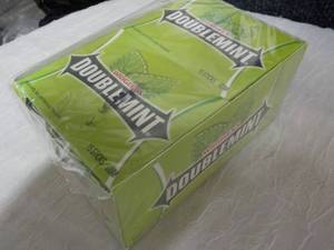 lot 229 image: Doublemint Gum 150 sticks...