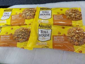 lot 262 image: 4 bags Nestle 11 oz Butterscotch Mo...