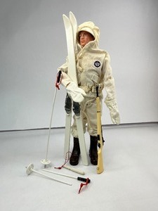 lot 26 image: 1964 G.I. Joe in Ski Patrol Uniform with Accessories
