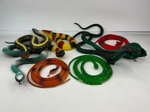 lot 28 image: Vintage Plastic Snake Lot