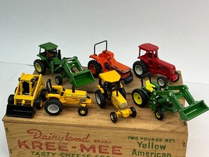 lot 19 image: 164 Scale Diecast John Deere, Kubota, White American Tractors