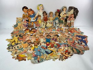 lot 71 image: Vintage Paper Dolls with 100s of Paper Outfits