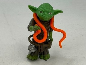 lot 80 image: 1980 Star Wars Yoda Action Figure with Snake and Belt