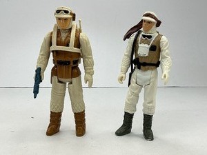 lot 84 image: 1980 Star Wars ESB Luke Skywalker & Rebel Soldier Hoth Action Figures with Weapons