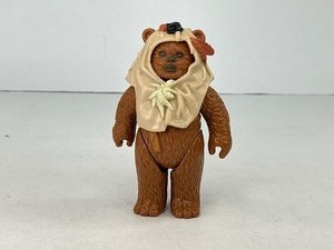 lot 95 image: 1985 Star Wars Power of the Force Paploo Ewok Action Figure