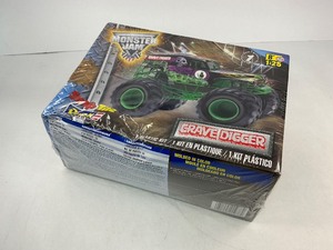 lot 114 image: Revell Model Monster Jam Grave Digger - Sealed