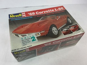 lot 124 image: Revell Model 68 Corvette L-88 -Sealed