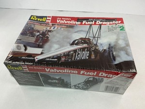 lot 125 image: Revell Model Joe Amatos Valvoline Fuel Dragstar - Sealed