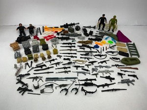 lot 138 image: 1990s G.I. Joe Action Figure Weapons and Accessories Lot