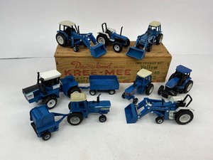 lot 146 image: 164 Scale Diecast Ford Tractors