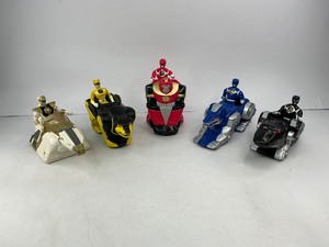 lot 154 image: 1995 McDonalds Power Rangers Movie Kids Meal Toys