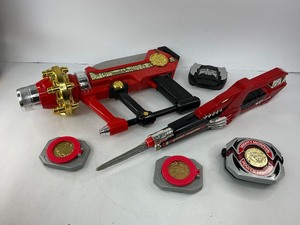 lot 158 image: Power Rangers Zeo Cannon & Legacy Blade Blaster with Power Morpher Belt Buckles & Coins