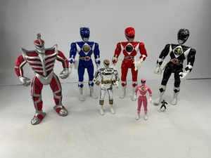 lot 161 image: Bandai Power Ranger Lot with Lord Zedd Evil Space Aliens - Plus Extra