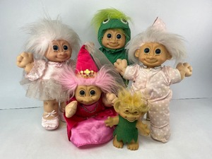 lot 182 image: Troll Plush Doll Lot with Stands