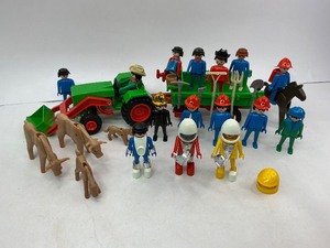lot 185 image: Playmobil Harvester Tractor with Trailer with Figures and Accessories