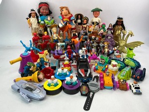 lot 191 image: Vintage Kids Meal Toy & Doll Lot