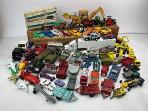 lot 193 image: Antique & Vintage Toy Car Junkyard Lot