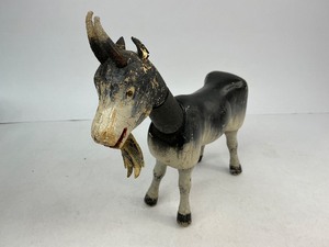 lot 217 image: Antique Schoenhut Humpty Dumpty Circus Goat