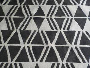 lot 6 image: 79 x 10 Plush New Area Rug...