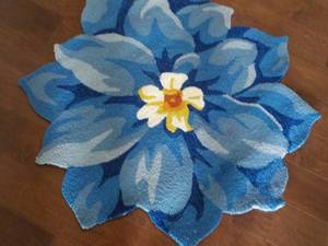 lot 8 image: Hydrangea Flower Shaped IndoorOutd...