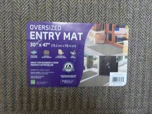 lot 15 image: Oversized Entry Mat 30 x 47...