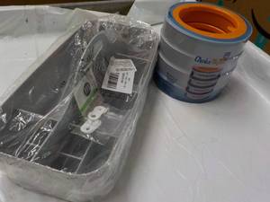 lot 104 image: Storage Tote and choice Refill...