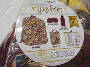 lot 111 image: Harry Potter 5 pc Set...