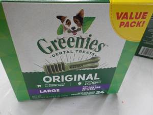 lot 114 image: Greenies Dog Dental Treats- value p...