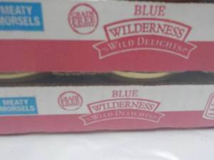 lot 154 image: Blue Wilderness 24 cans Adult Cat F...