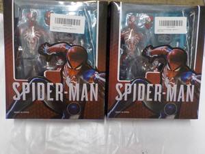 lot 189 image: 2 Spiderman Figurines...