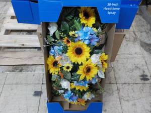 lot 207 image: 30 Artificial Flower Spray...