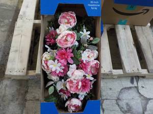 lot 211 image: 30 Artificial Flower Spray...