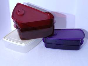lot 145 image: Misc. lot of tupperware...