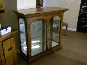 lot 166 image: Curio Cabnet 43 x 46 x 18...