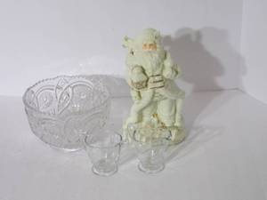 lot 77 image: Partylite Christmas and Cystal...