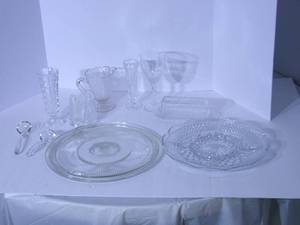 lot 115 image: Crystal glassware (rack not include...