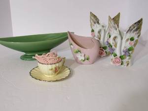 lot 41 image: Vintage green Redwing pottery # 500...