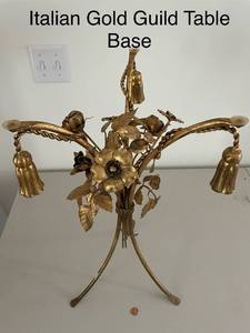 lot 16 image: Vintage Italian Gilt Metal Flower and Tassel Side Table  End Table (Missing Glass)