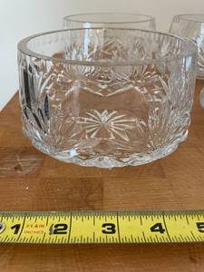 lot 60 image: Set of 6 Crystal Whiskey Glasses with Starburst Pattern