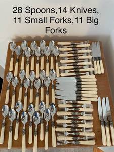 lot 134 image: Set of 64 Vintage Stainless Steel Cutlery Pieces with Ornate Handles