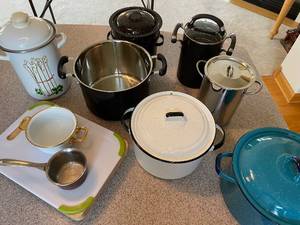 lot 145 image: Comprehensive Cooking Pot and Steamer Set with Enamel Stockpots