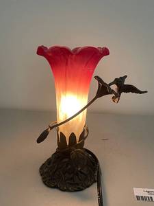 lot 199 image: Hummingbird Pink and White Glass Flower Lamp with Metal Base