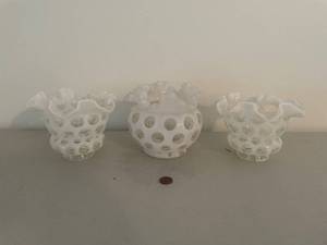 lot 201 image: Set of 2 Fenton Lamp Shades and Coin Dot Vase
