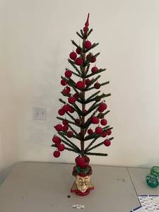 lot 209 image: Christmas Tree with Red Baubles and Festive Figurine Base