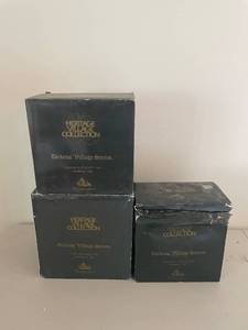 lot 238 image: Heritage Village Collection Dickens Village Series - 3 Box Set