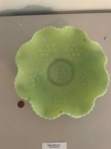 lot 256 image: Fenton Green Glass Floral Bowl - Possibly Uranium Glass