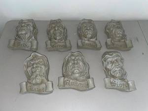 lot 283 image: Set of 7 Design Toscano Seven Deadly Sins Grotesque Plaques by Joseph Lester