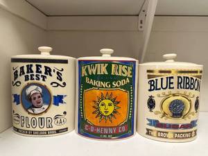 lot 294 image: Set of 3 Vintage Ceramic Kitchen Canisters